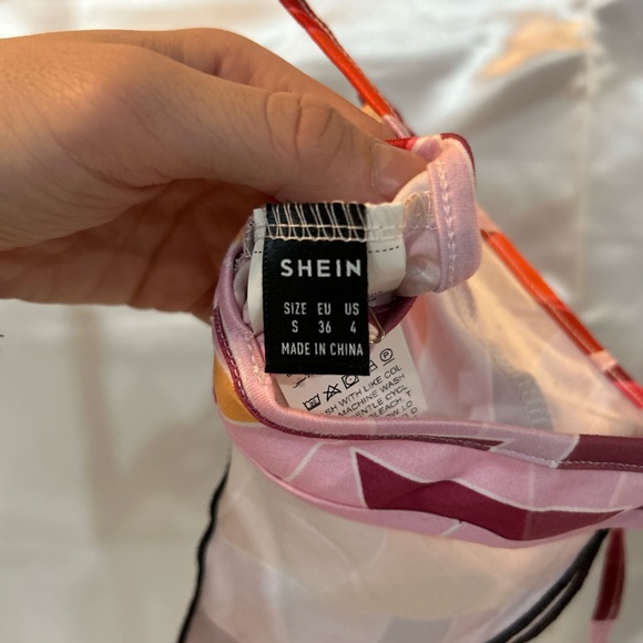 Cropped tank top - Picture 2 of 3